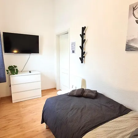 Modernes Fuer 5 Personen شقة