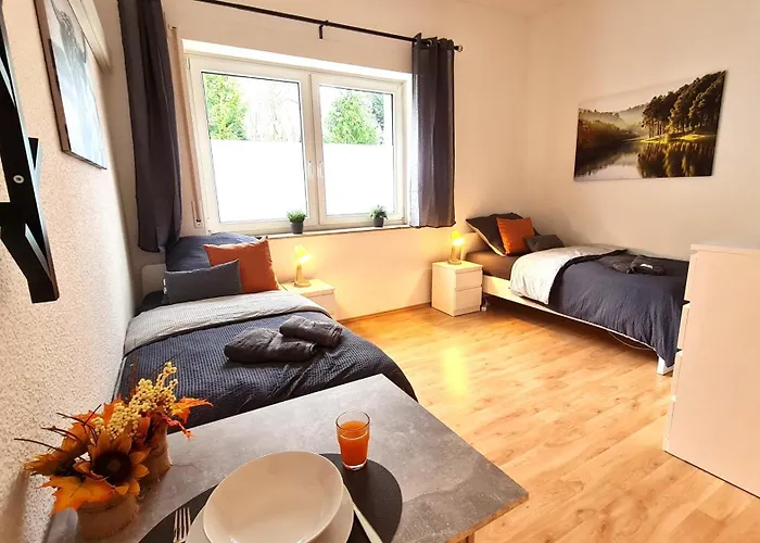 Modernes Fuer 5 Personen